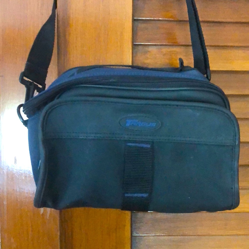 NWOT Targus Insulated Bag